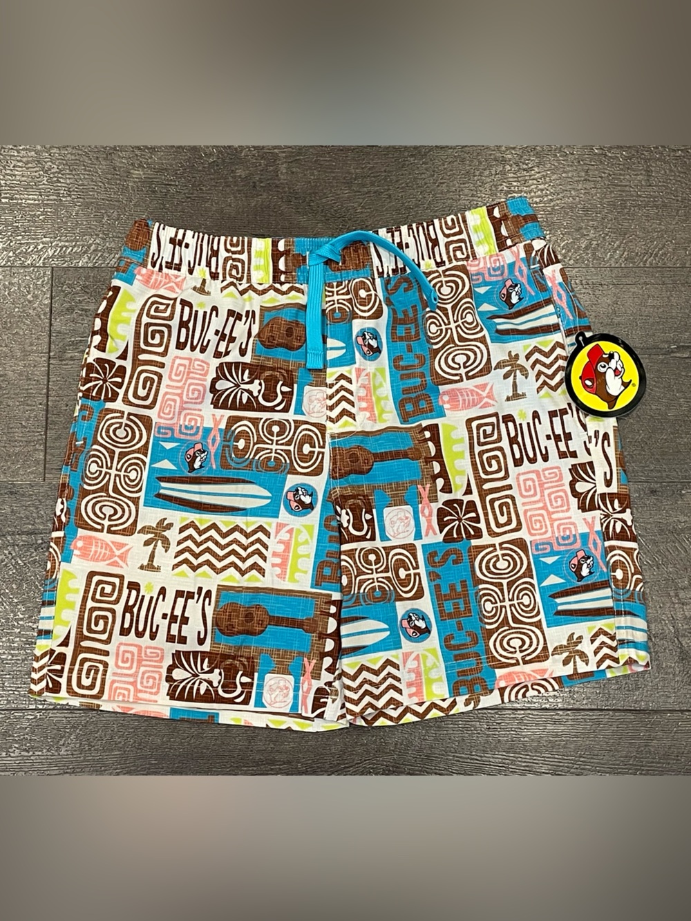 Buc-ee's Boys’ Multi-Color Tiki Swim Shorts Size Large NWT
